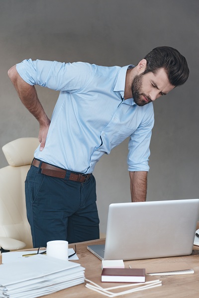 Back pain experience while at work